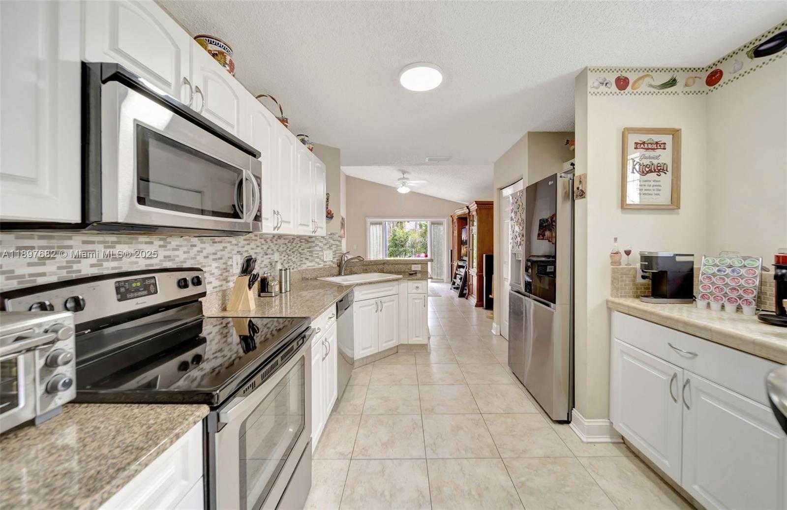 Small Image of 1653 SOUTH WEST 158TH TER, Pembroke Pines Number 19