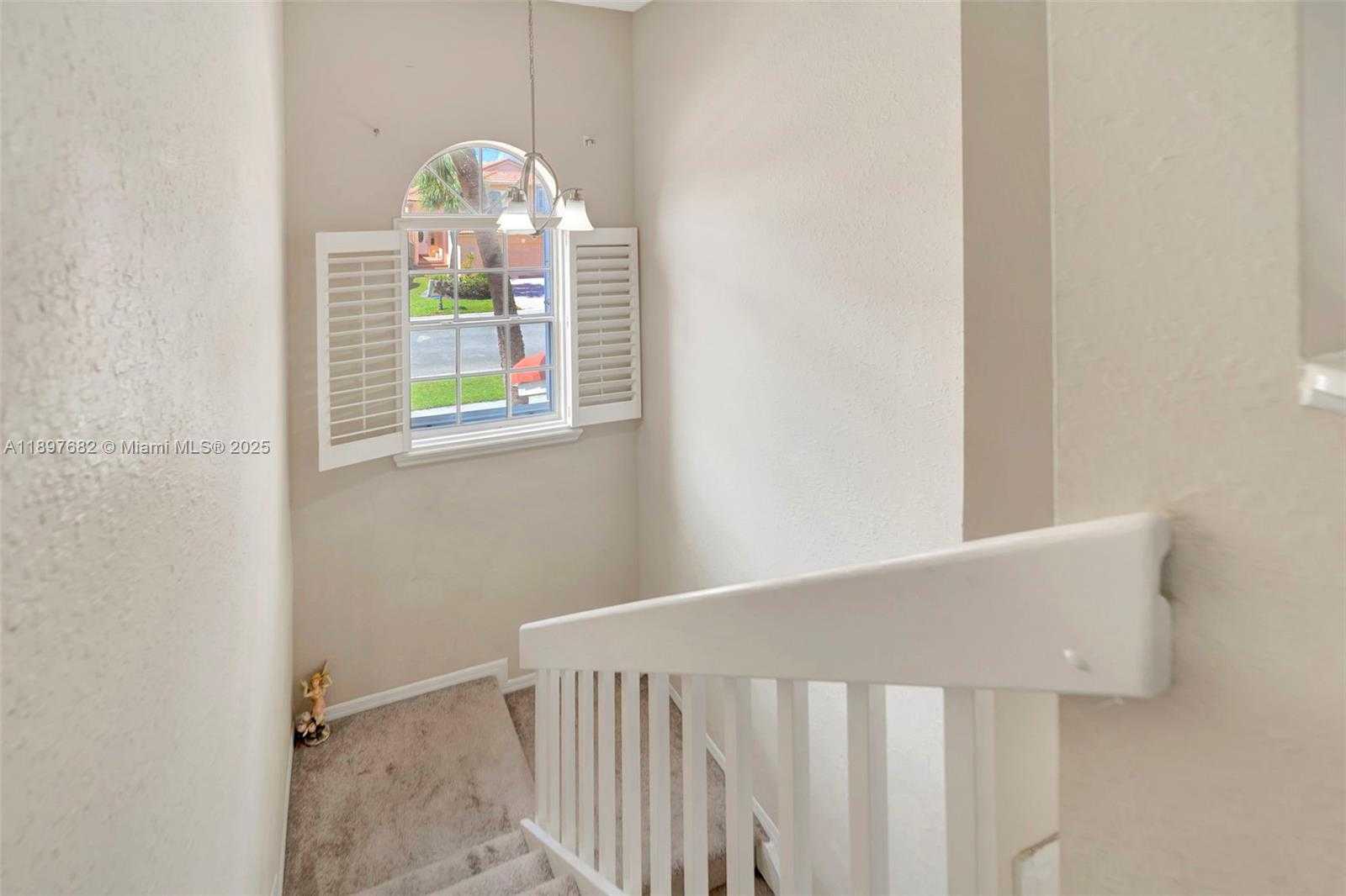 Small Image of 1653 SOUTH WEST 158TH TER, Pembroke Pines Number 26