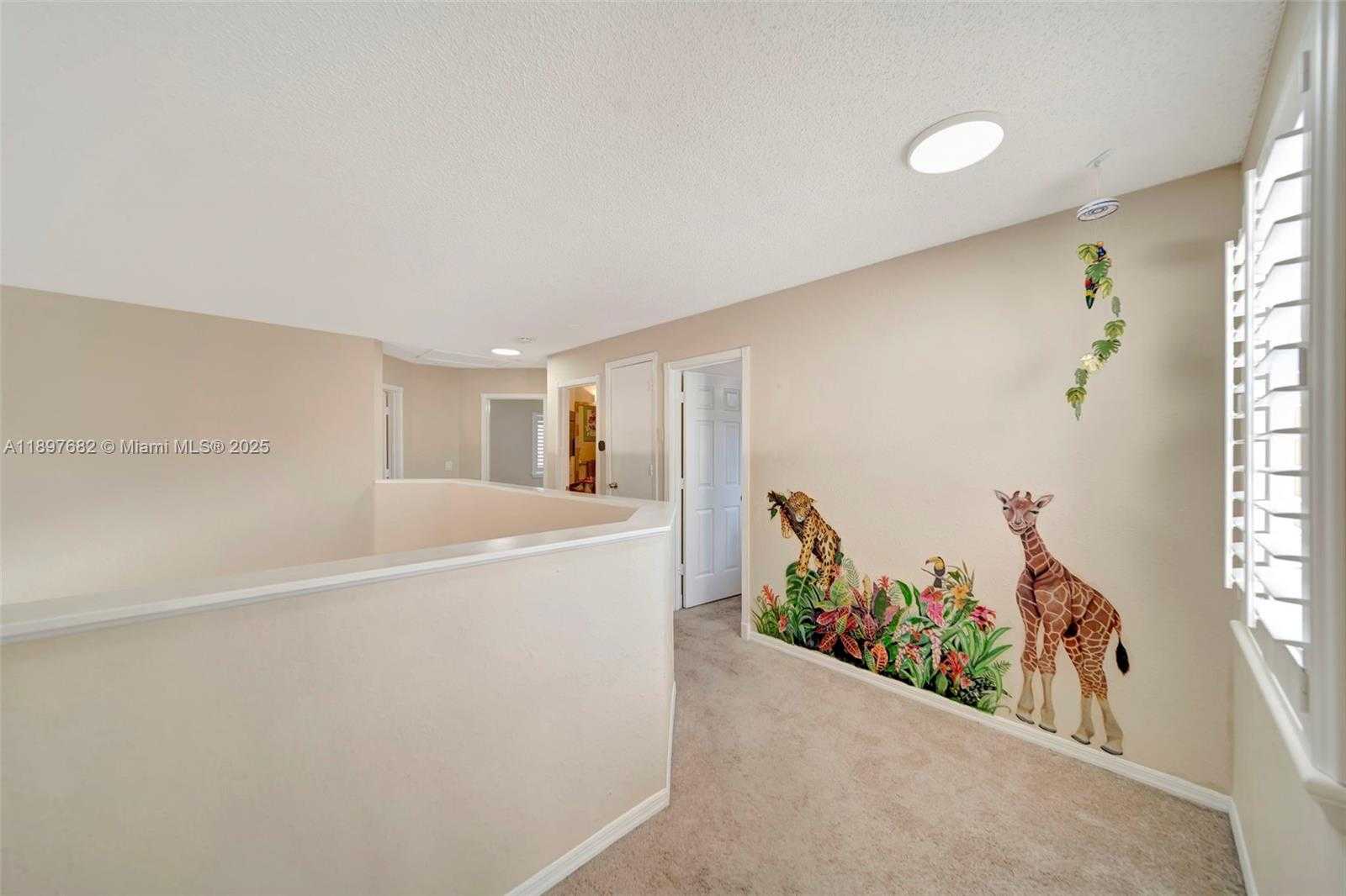 Small Image of 1653 SOUTH WEST 158TH TER, Pembroke Pines Number 27