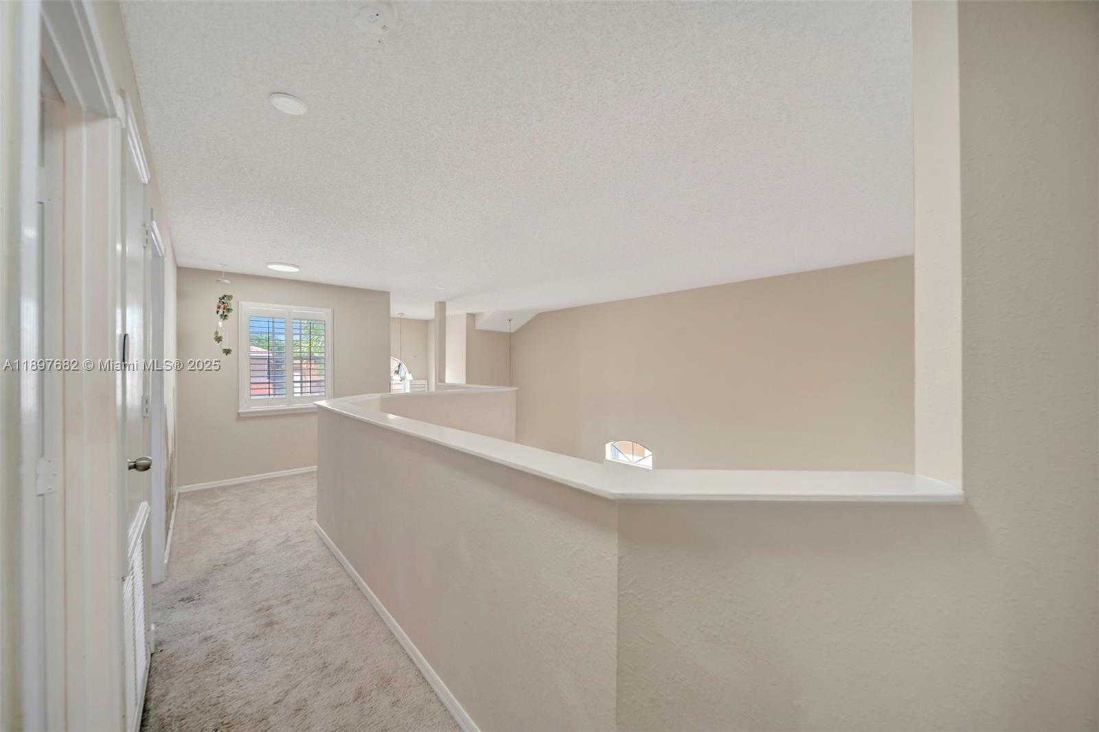 Small Image of 1653 SOUTH WEST 158TH TER, Pembroke Pines Number 28