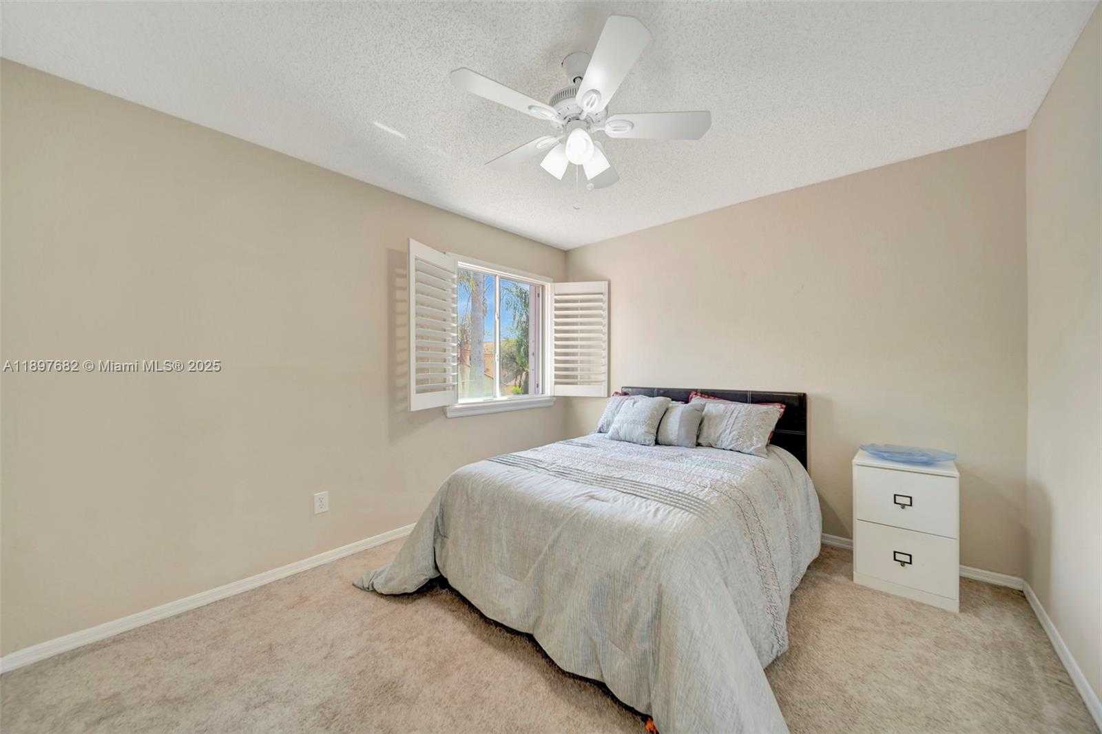 Small Image of 1653 SOUTH WEST 158TH TER, Pembroke Pines Number 31