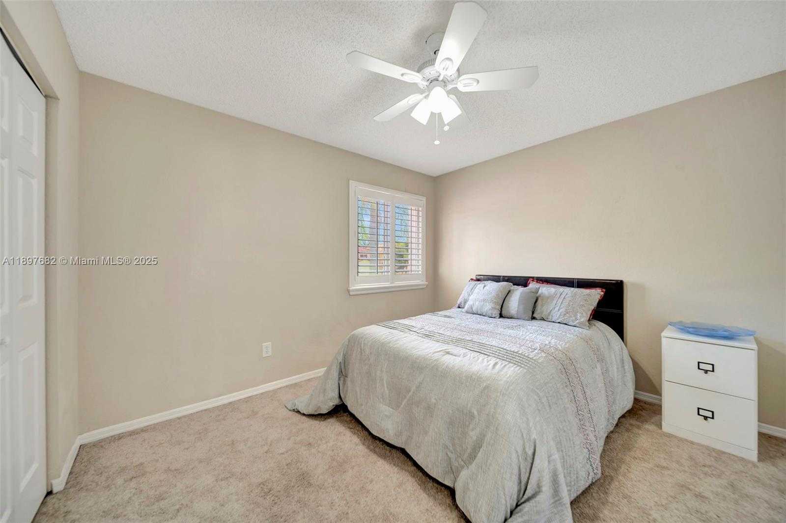 Small Image of 1653 SOUTH WEST 158TH TER, Pembroke Pines Number 34