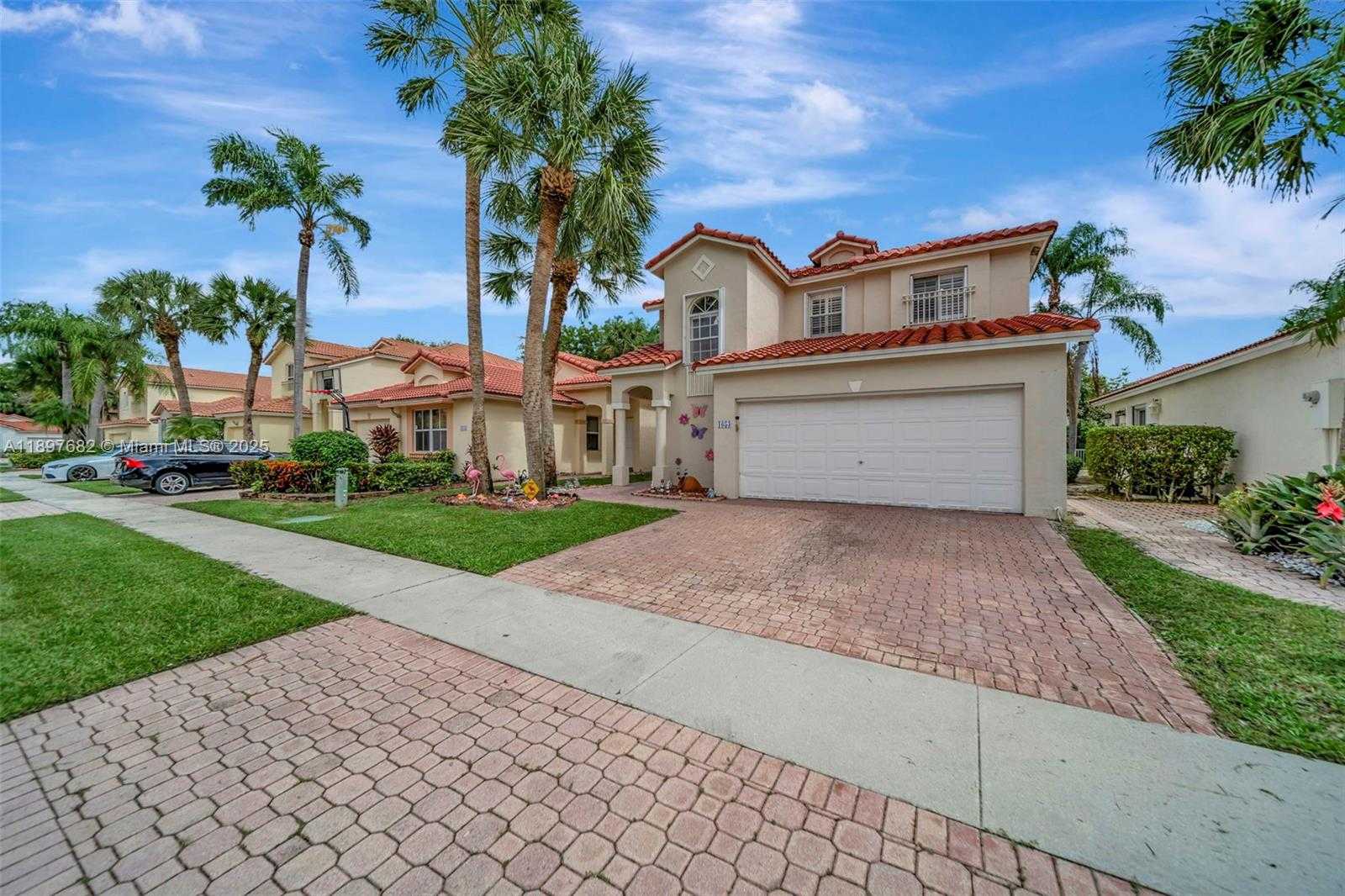 Small Image of 1653 SOUTH WEST 158TH TER, Pembroke Pines Number 48