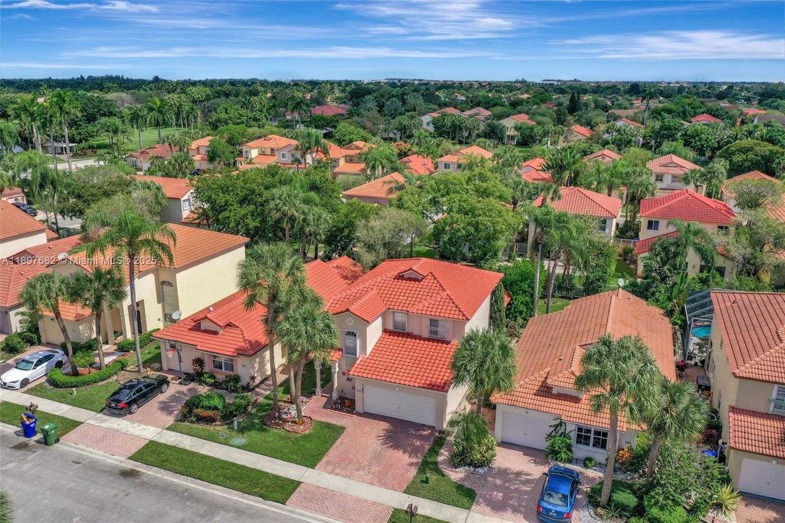 Small Image of 1653 SOUTH WEST 158TH TER, Pembroke Pines Number 55