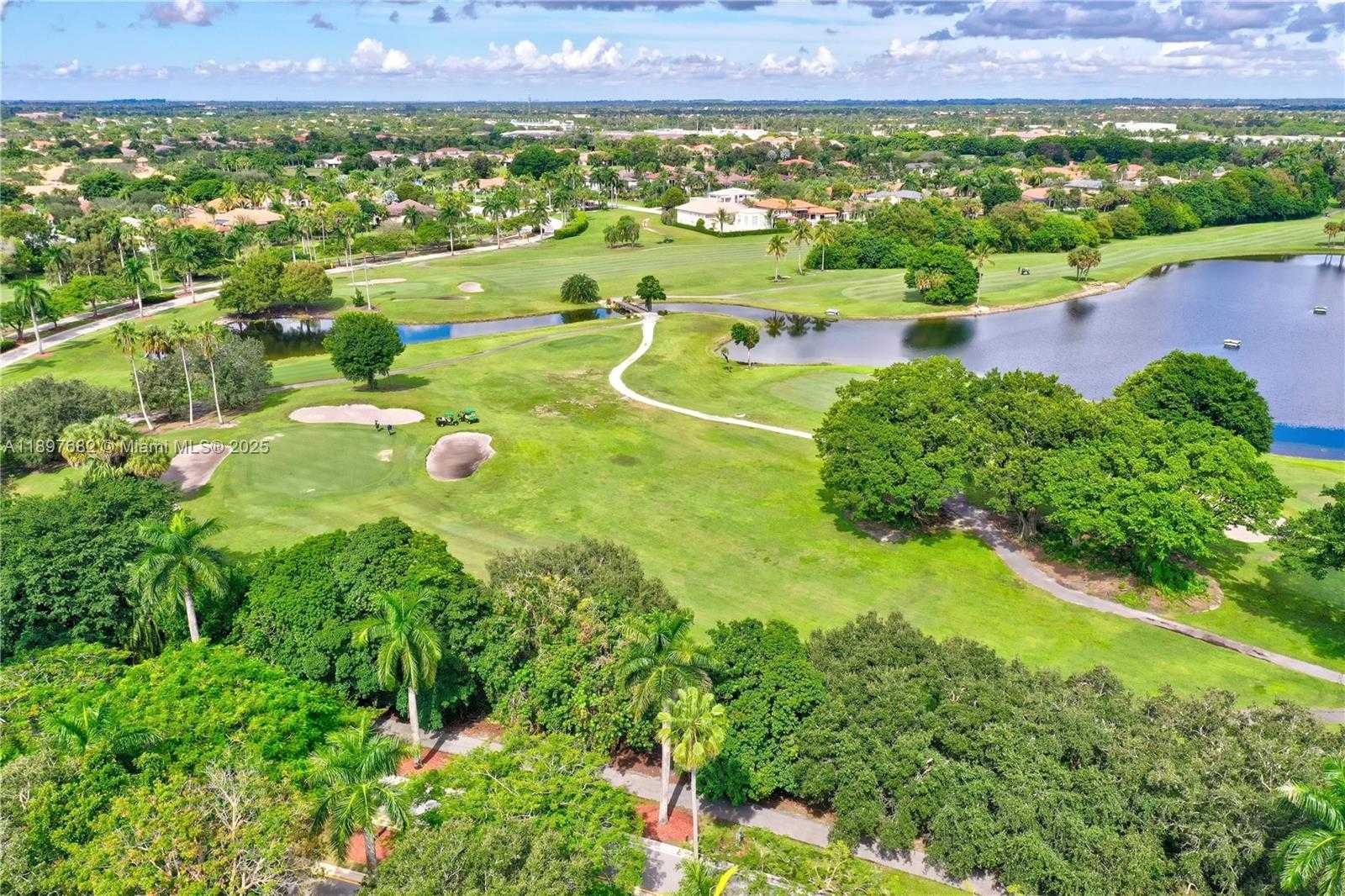 Small Image of 1653 SOUTH WEST 158TH TER, Pembroke Pines Number 63