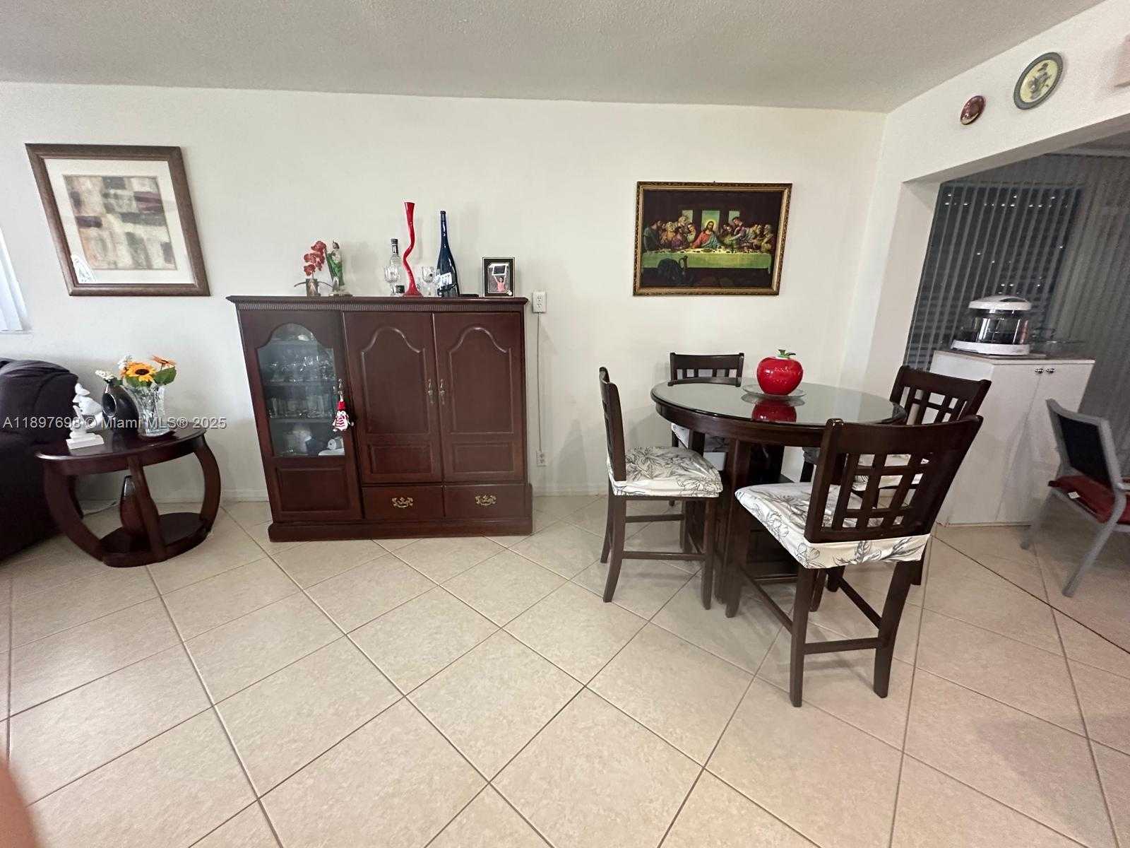 Small Image of 4615 NORTH WEST 47TH ST, Tamarac Number 13