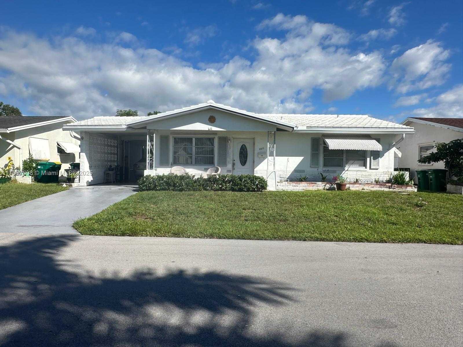 Small Image of 4615 NORTH WEST 47TH ST, Tamarac Number 2