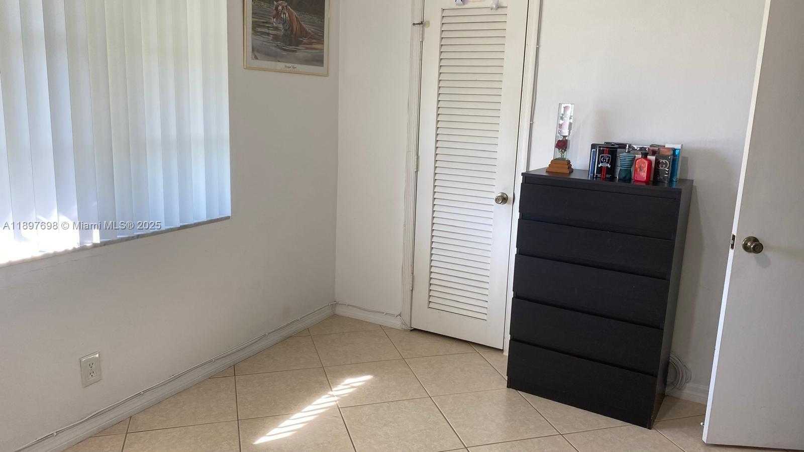 Small Image of 4615 NORTH WEST 47TH ST, Tamarac Number 20