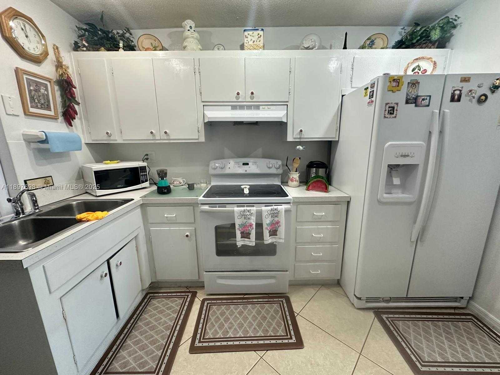 Small Image of 4615 NORTH WEST 47TH ST, Tamarac Number 9