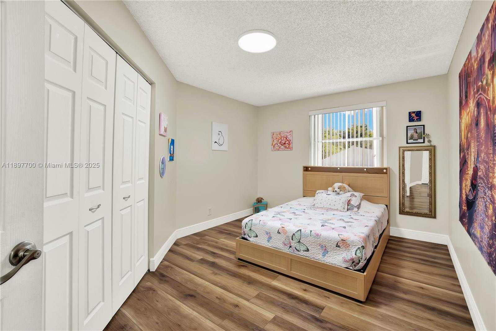 Small Image of 9602 NORTH WEST 8TH CIR, Plantation Number 20