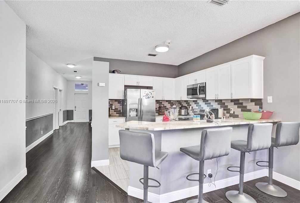 Small Image of 4824 NORTH WEST 19TH ST, Coconut Creek Number 3