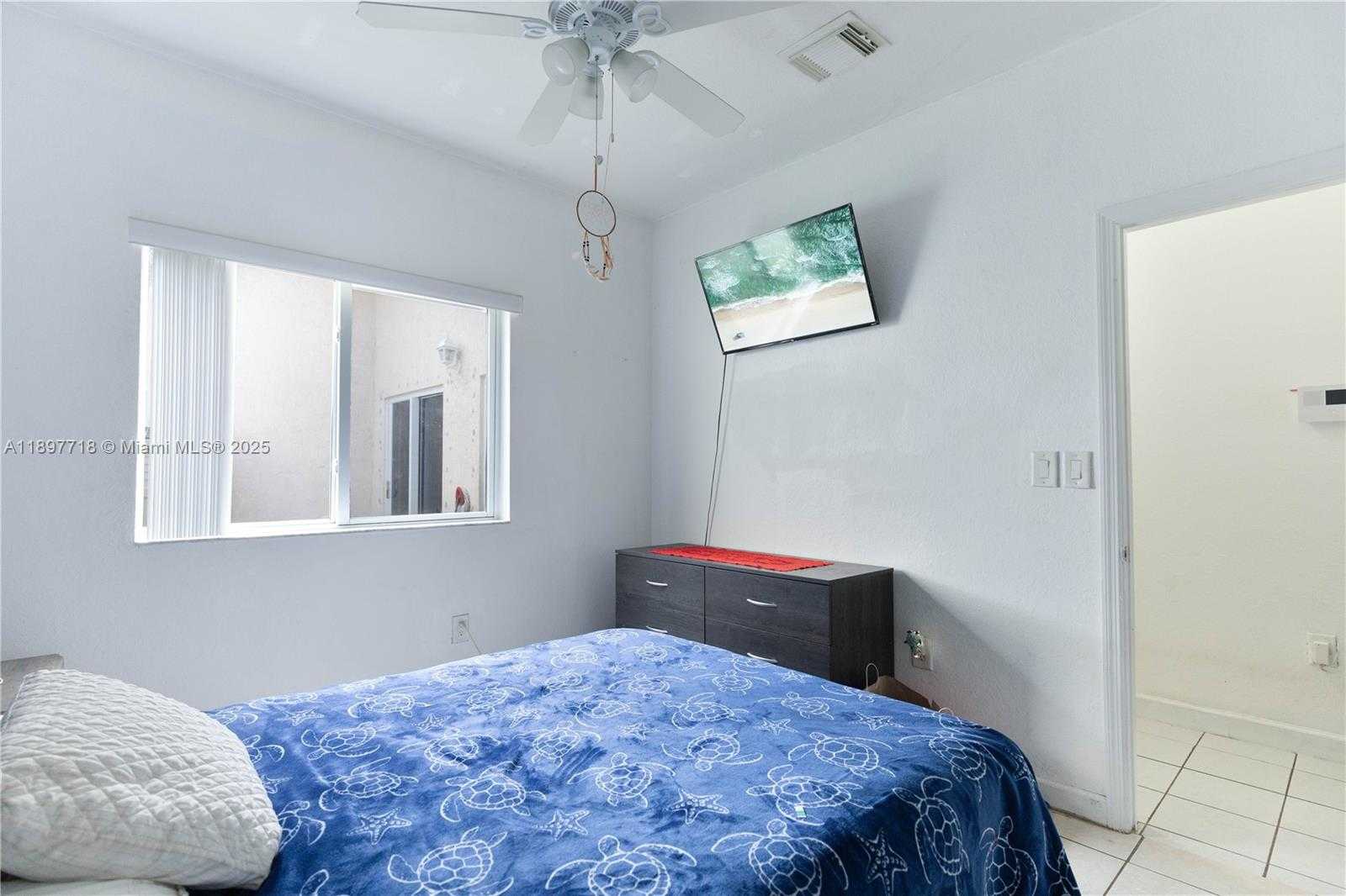 Small Image of 249 SOUTH EAST 32ND AVE, Homestead Number 4