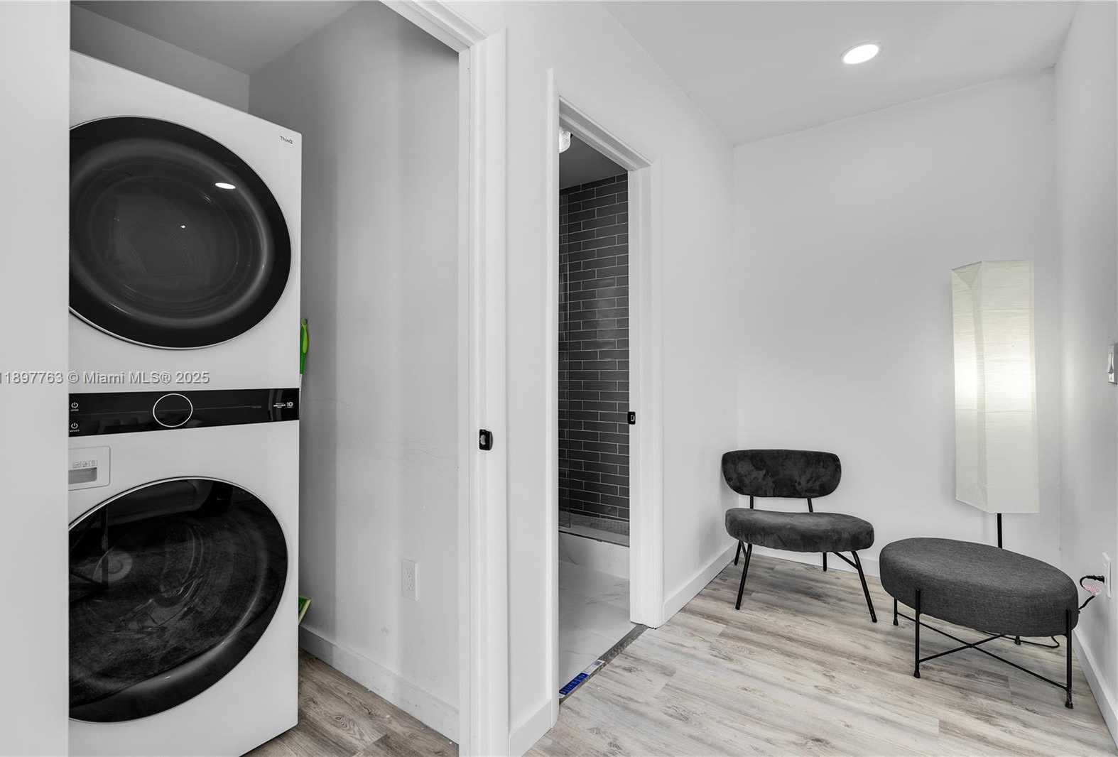 Small Image of 1510 NORMANDY DR, Miami Beach Number 18