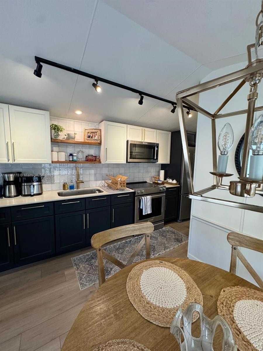 Small Image of 875 NORTH EAST 48TH ST LOT 168, Deerfield Beach Number 3