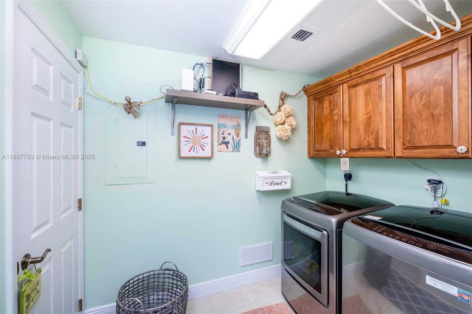 Small Image of 140 FAIRWICH CT, Tavernier Number 22