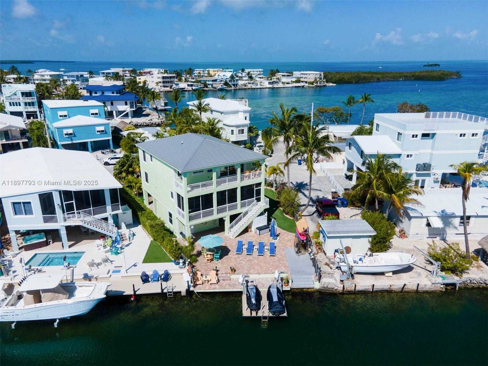 Small Image of 140 FAIRWICH CT, Tavernier Number 52