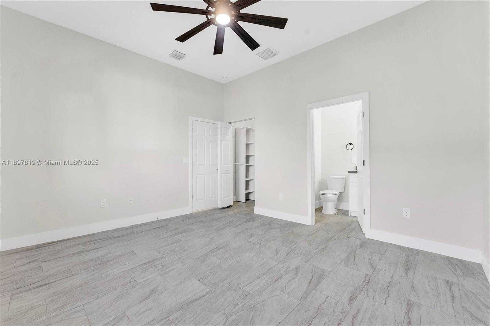 Small Image of 340 NORTH WEST 139TH ST, North Miami Number 16