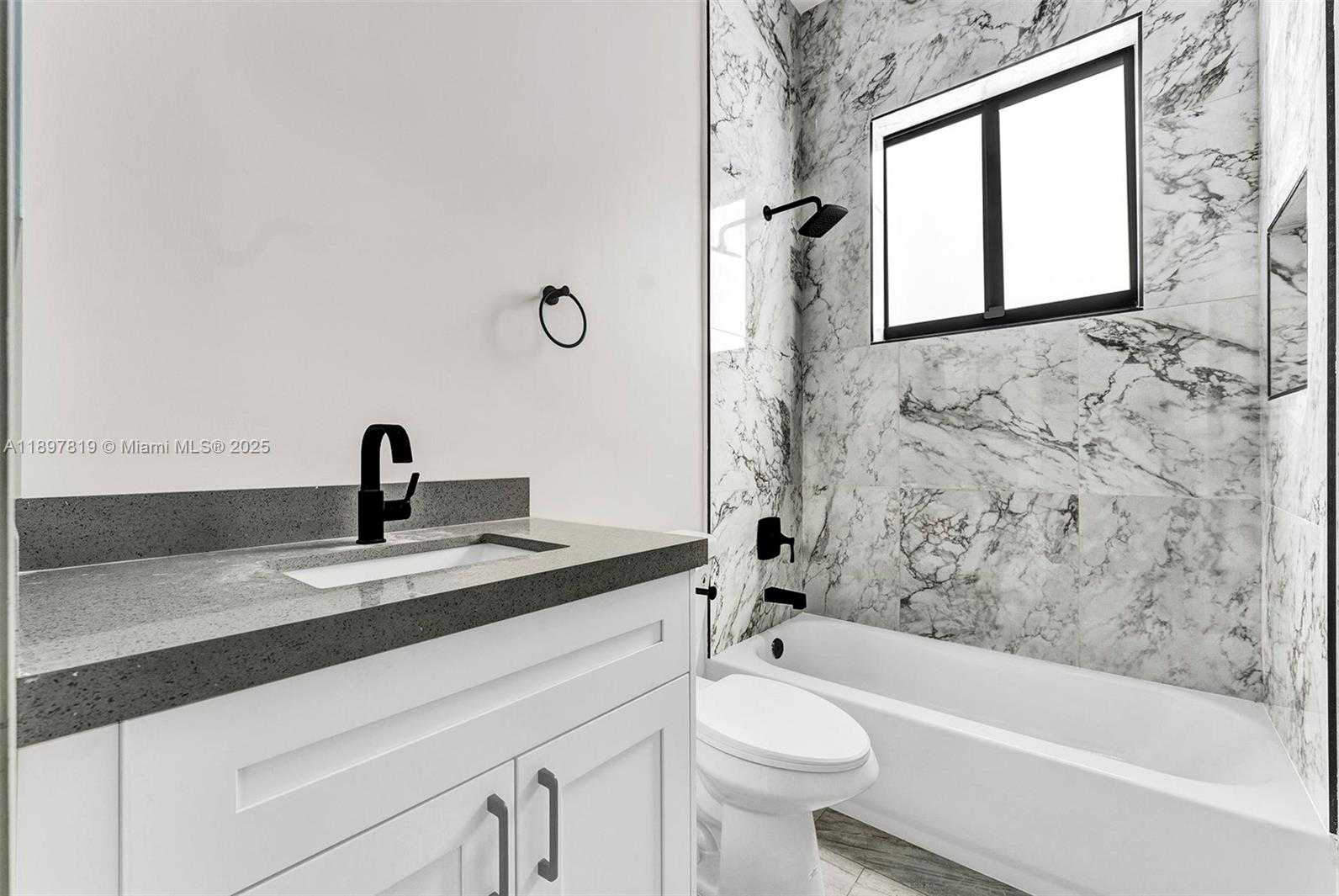 Small Image of 340 NORTH WEST 139TH ST, North Miami Number 27