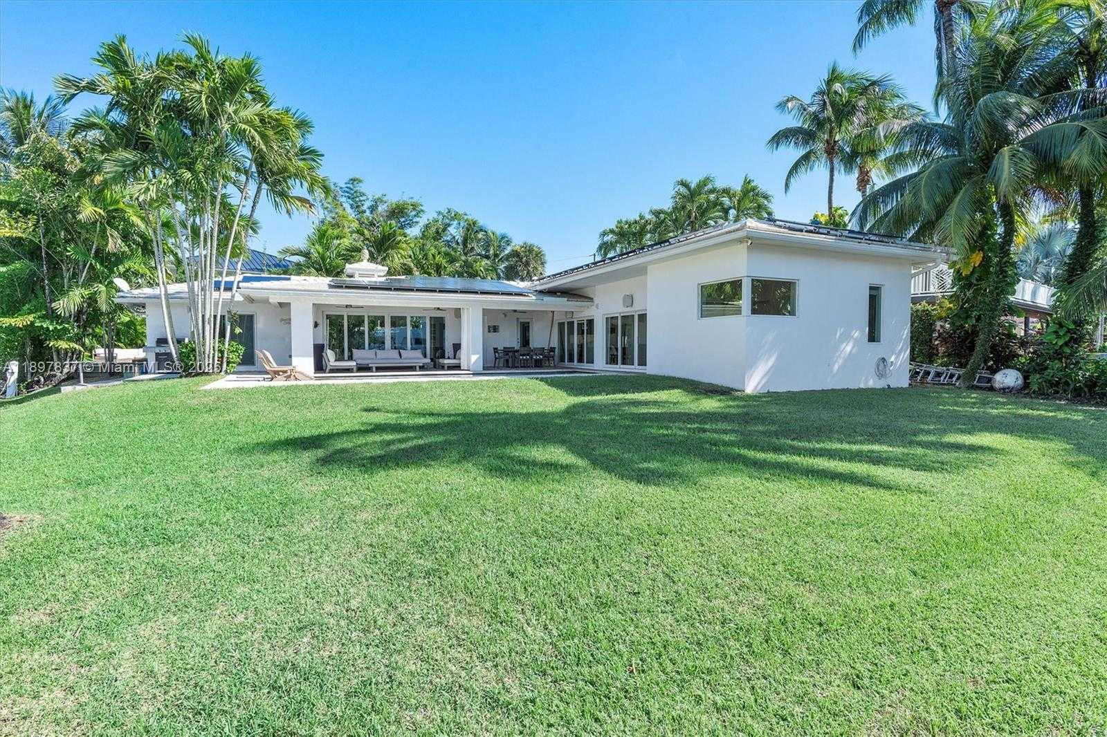 Imagen de Pequeño Objeto