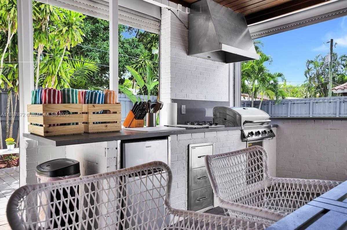 Small Image of 1650 SOUTH WEST 27TH AVE, Fort Lauderdale Number 19