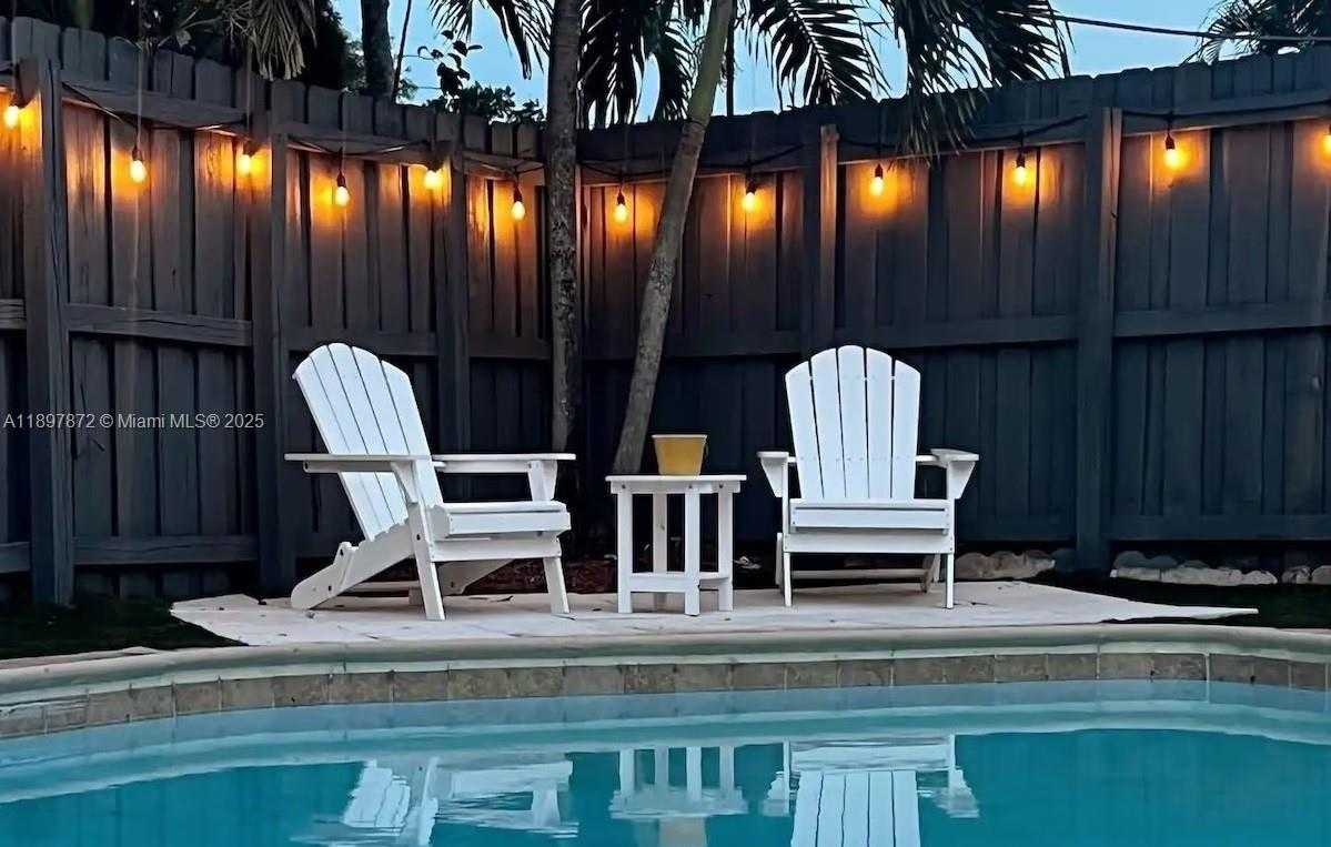 Small Image of 1650 SOUTH WEST 27TH AVE, Fort Lauderdale Number 30