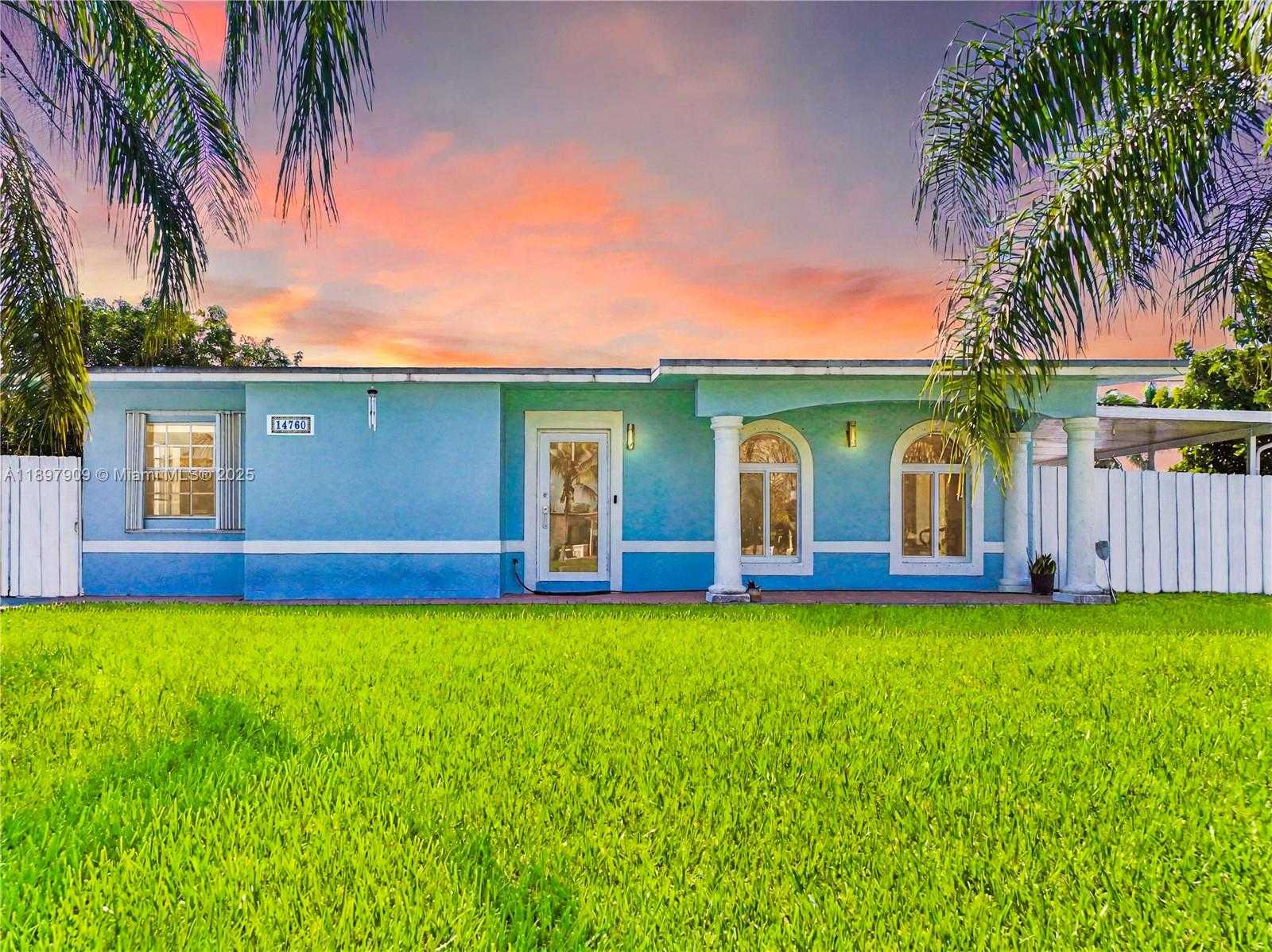 Small Image of 14760 LINCOLN DR, Homestead Number 1