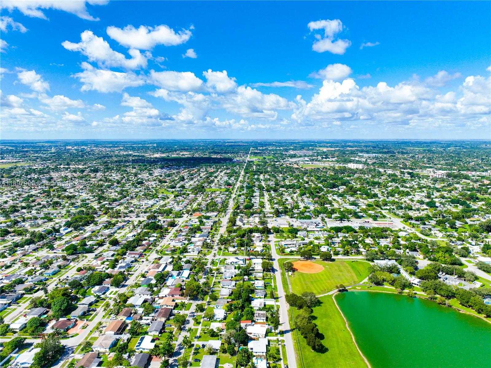 Small Image of 14760 LINCOLN DR, Homestead Number 56