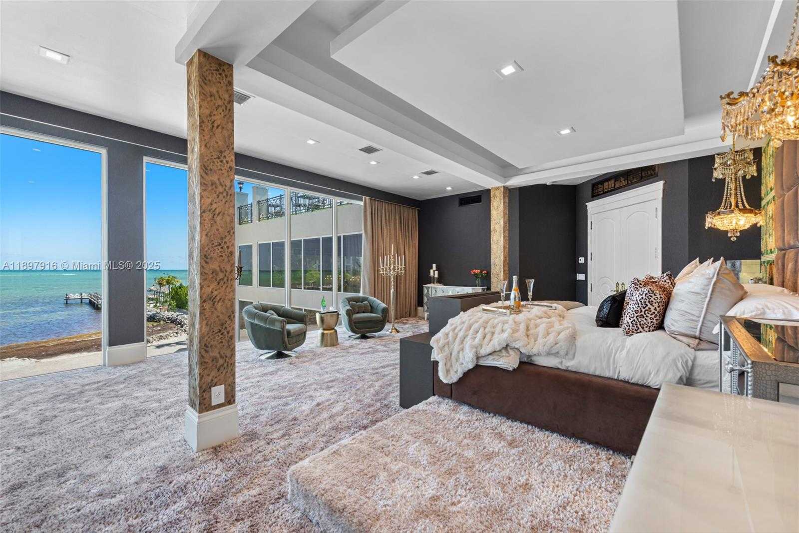 Small Image of 82719 OLD HWY, Islamorada Number 14