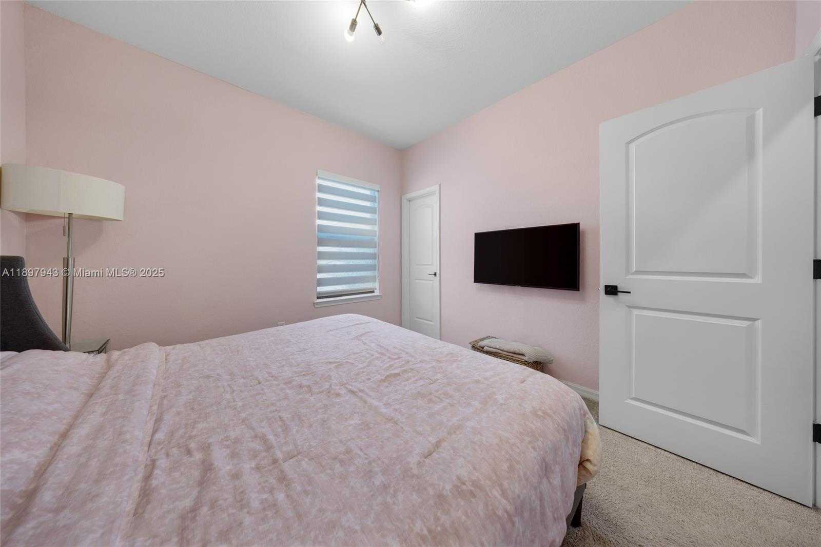 Small Image of 2454 PRIMROSE PL, Oakland Park Number 37
