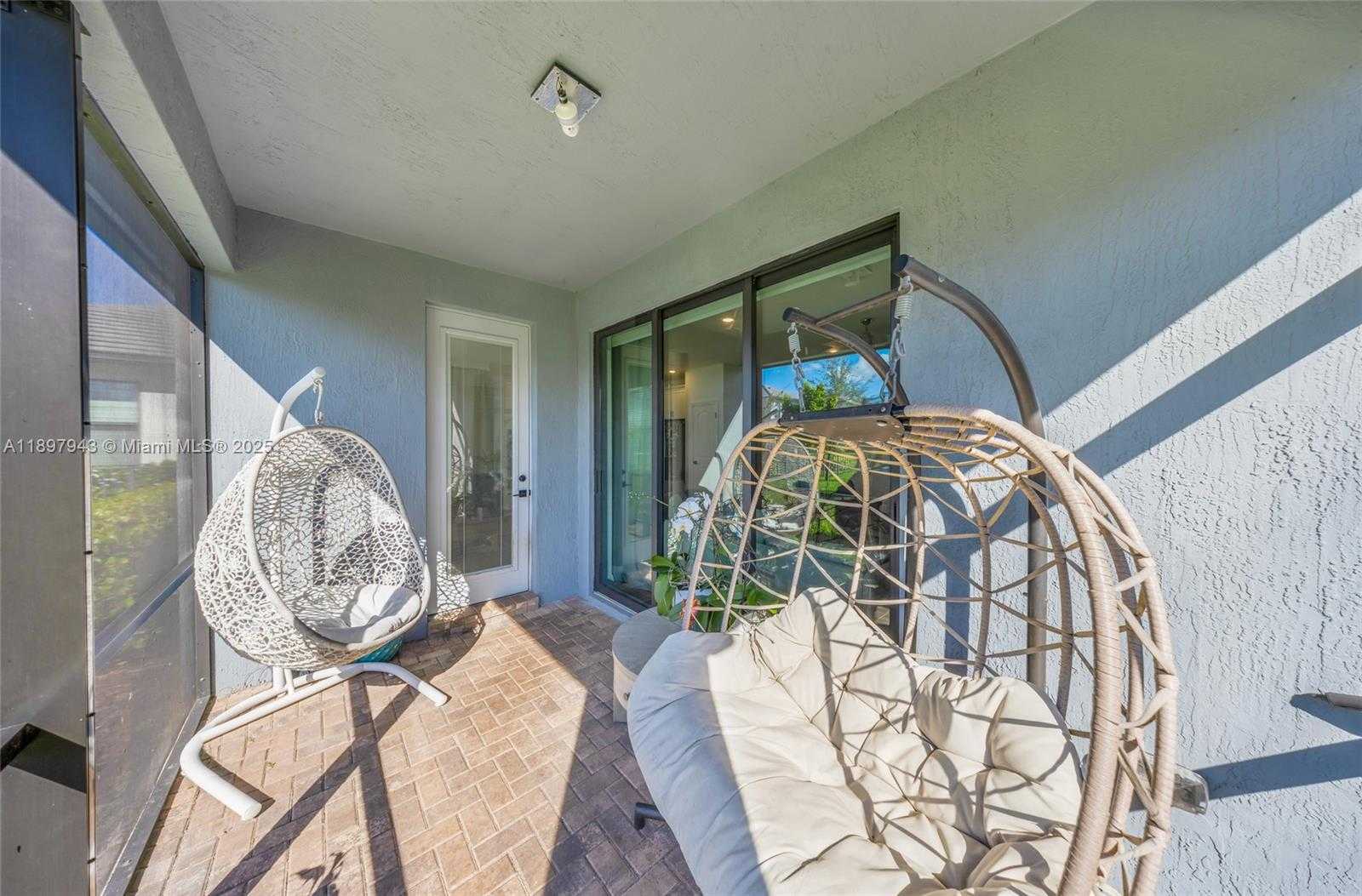 Small Image of 2454 PRIMROSE PL, Oakland Park Number 38