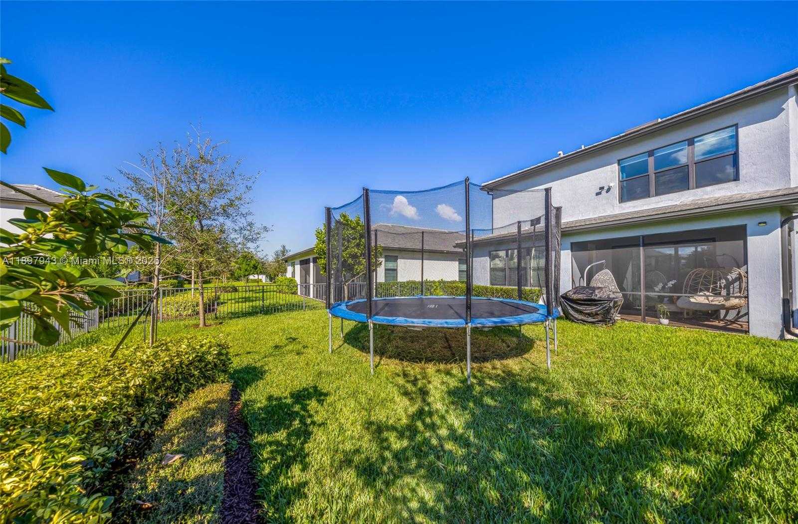Small Image of 2454 PRIMROSE PL, Oakland Park Number 40