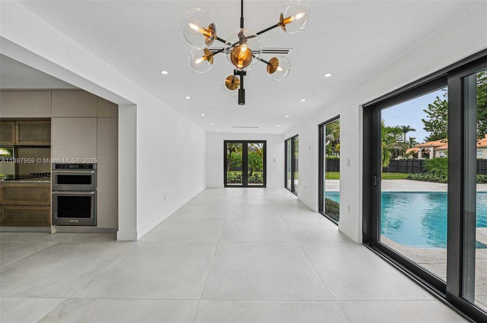 Small Image of 7805 SOUTH WEST 165TH ST, Palmetto Bay Number 10