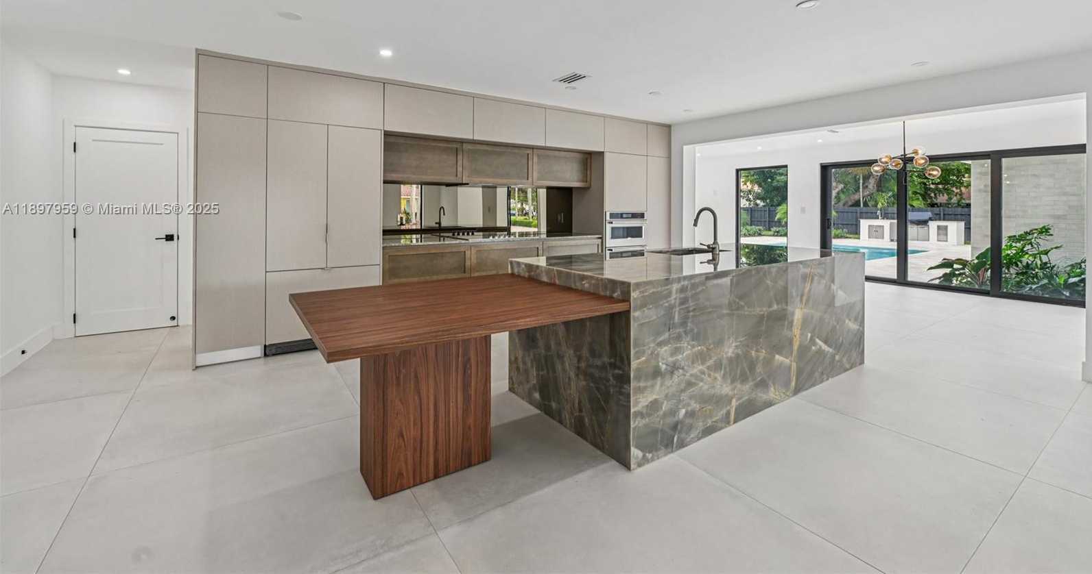 Small Image of 7805 SOUTH WEST 165TH ST, Palmetto Bay Number 18