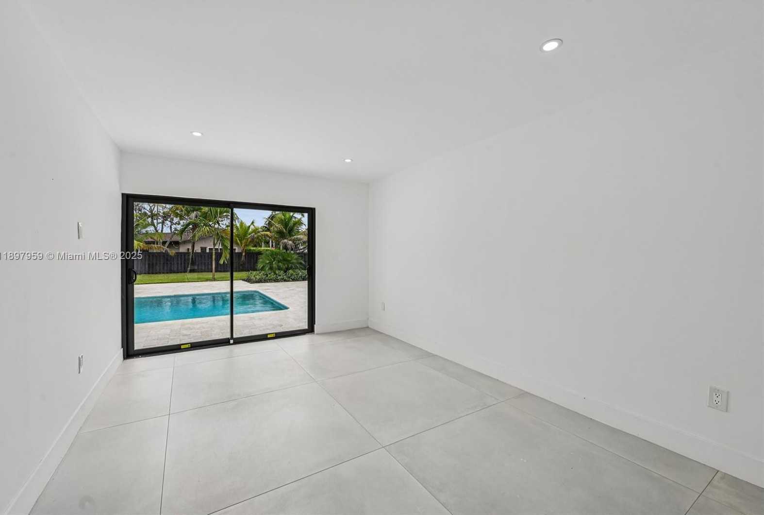 Small Image of 7805 SOUTH WEST 165TH ST, Palmetto Bay Number 35
