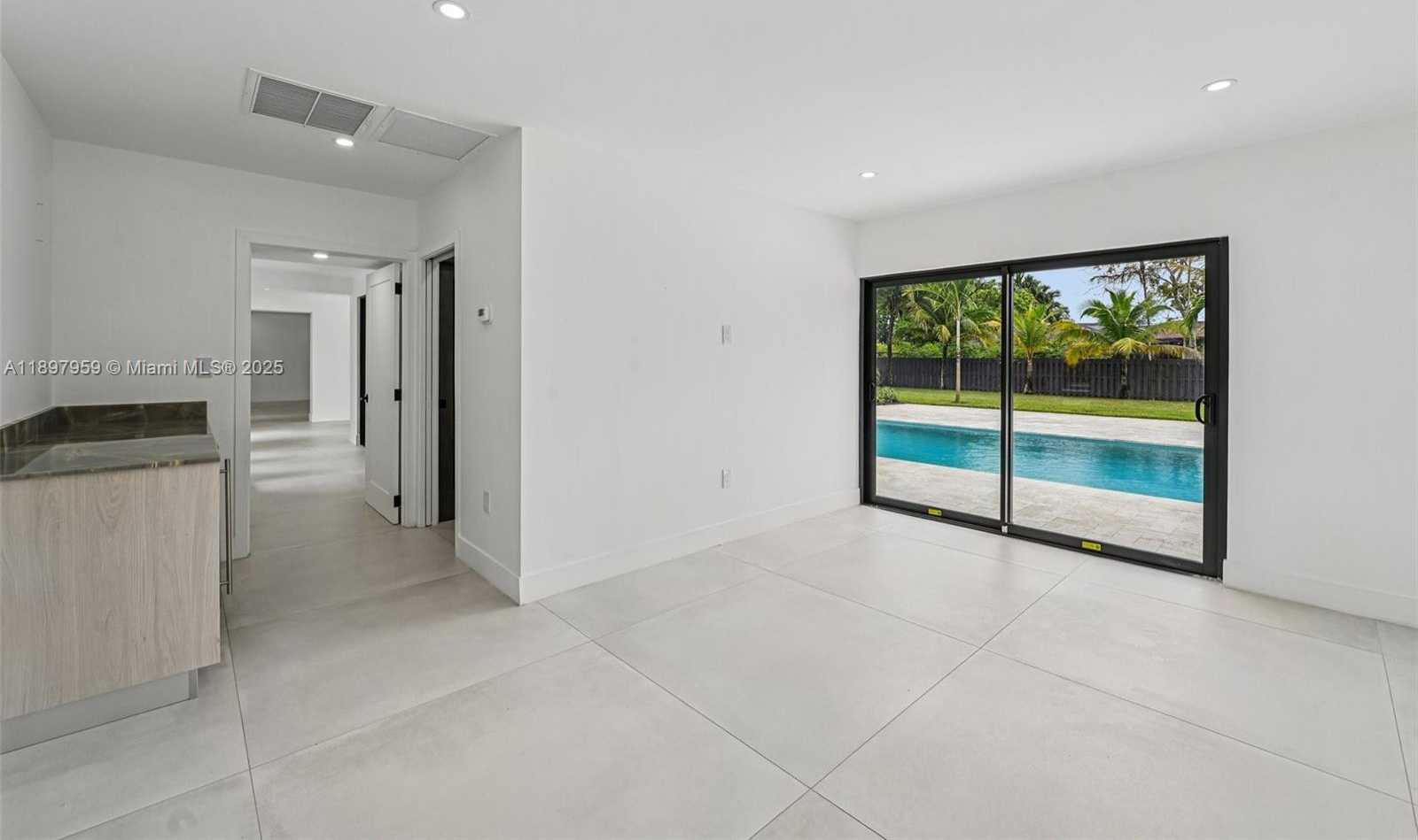 Small Image of 7805 SOUTH WEST 165TH ST, Palmetto Bay Number 36