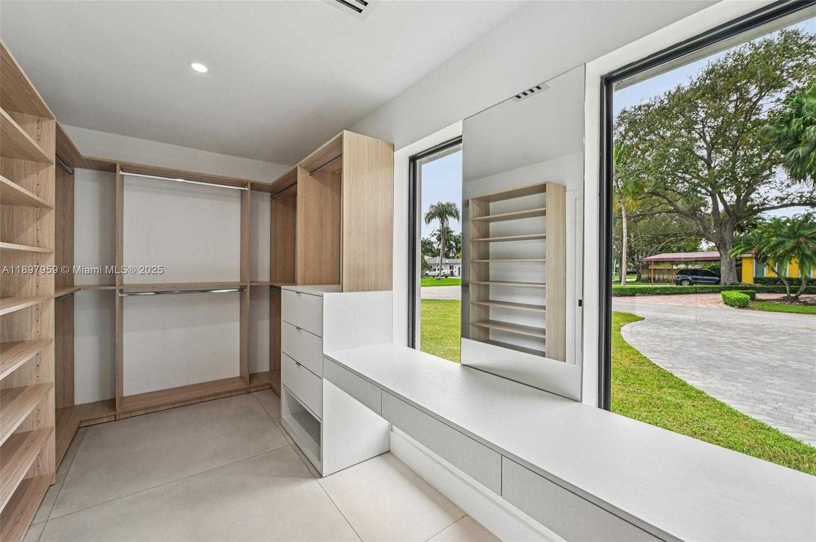 Small Image of 7805 SOUTH WEST 165TH ST, Palmetto Bay Number 39