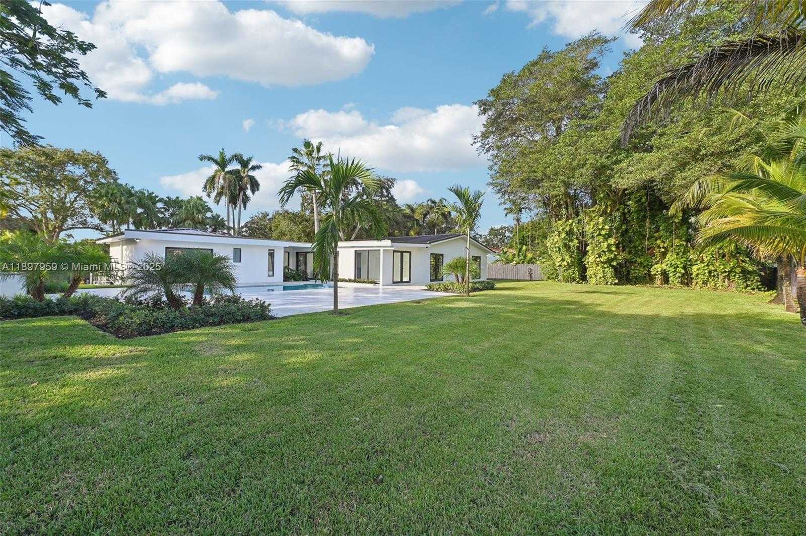 Small Image of 7805 SOUTH WEST 165TH ST, Palmetto Bay Number 44