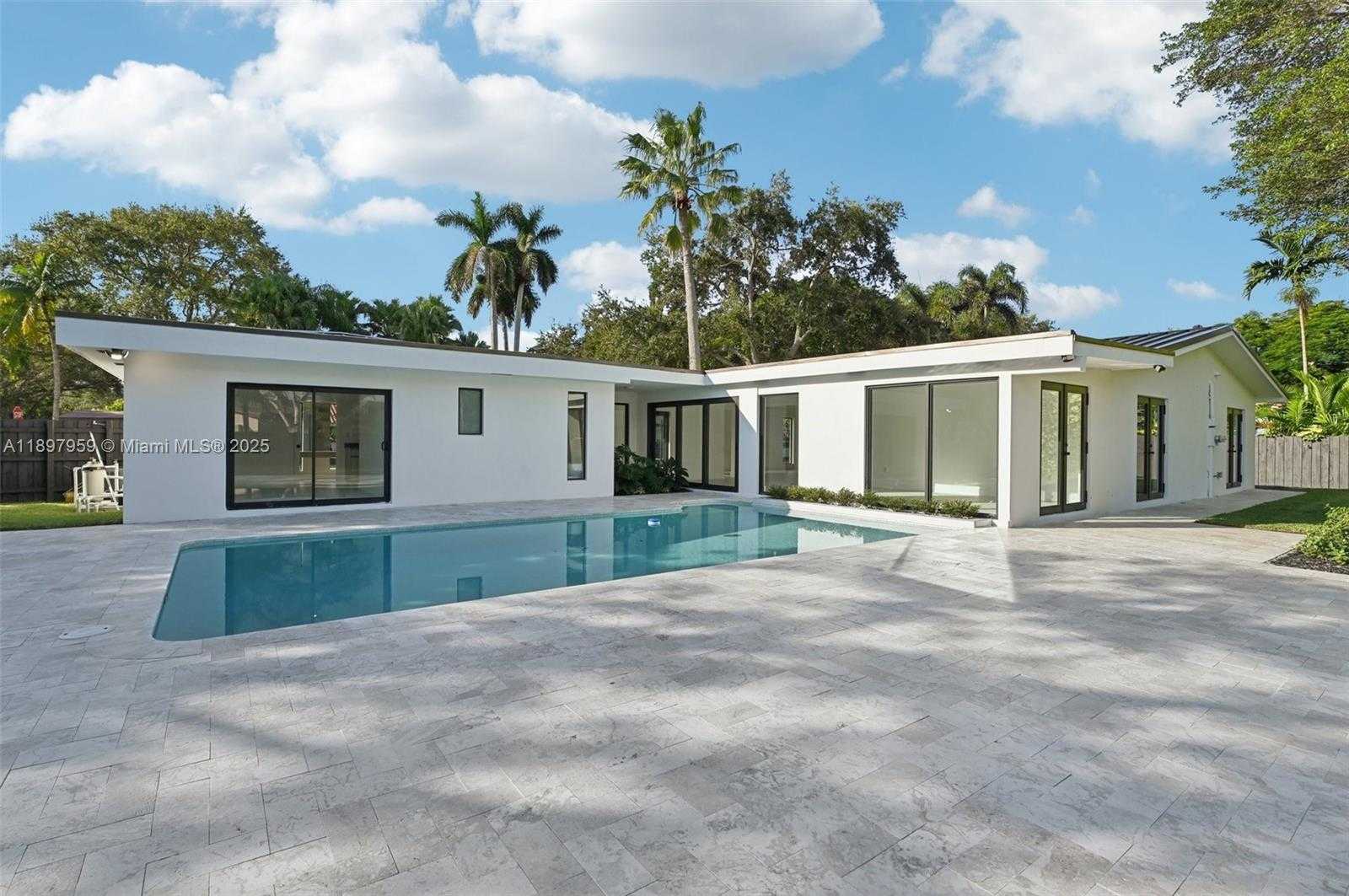Small Image of 7805 SOUTH WEST 165TH ST, Palmetto Bay Number 46