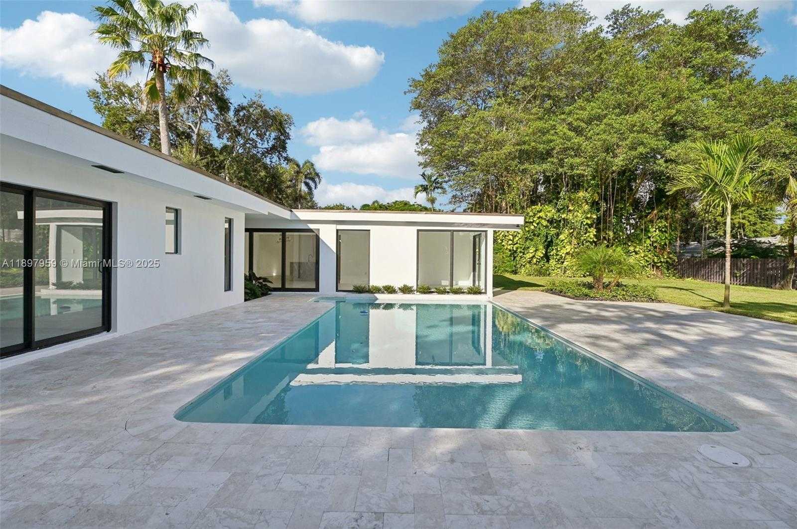 Small Image of 7805 SOUTH WEST 165TH ST, Palmetto Bay Number 47