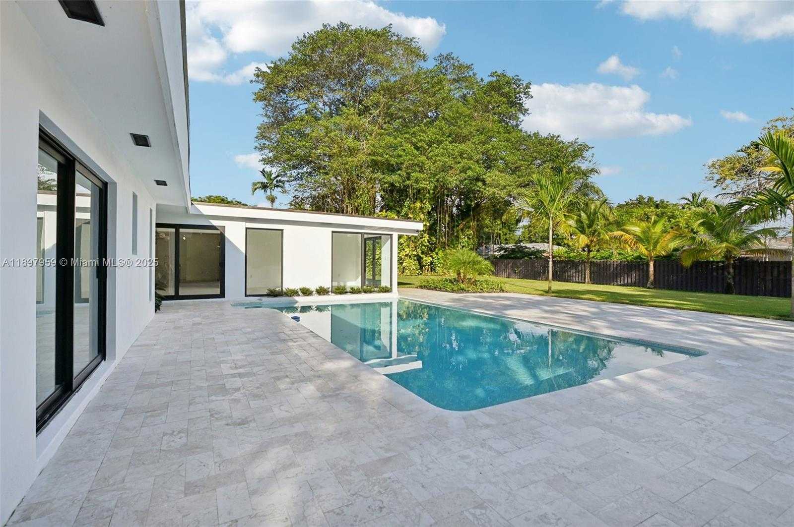 Small Image of 7805 SOUTH WEST 165TH ST, Palmetto Bay Number 48