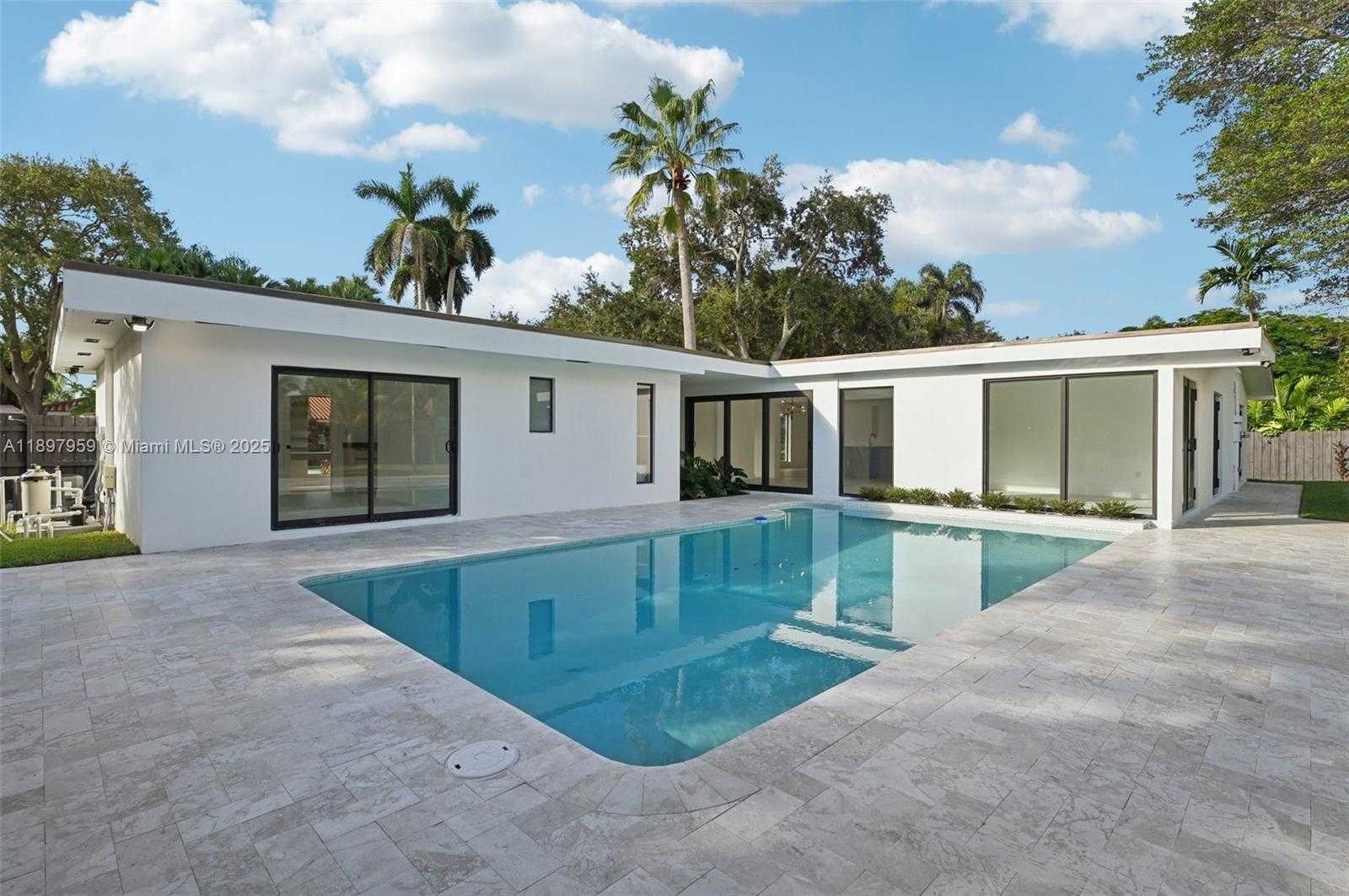 Small Image of 7805 SOUTH WEST 165TH ST, Palmetto Bay Number 52