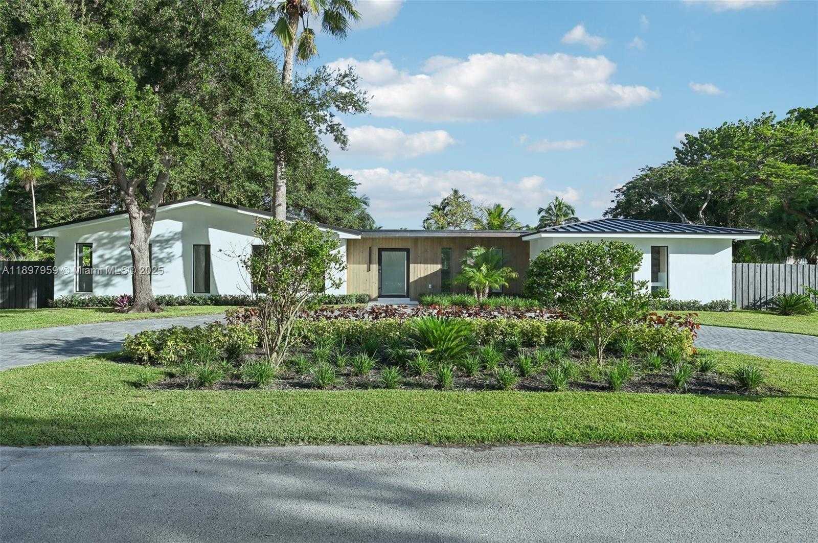 Small Image of 7805 SOUTH WEST 165TH ST, Palmetto Bay Number 6
