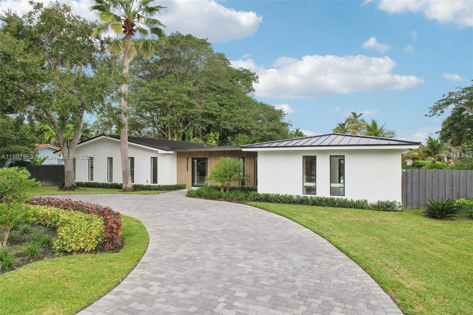 Small Image of 7805 SOUTH WEST 165TH ST, Palmetto Bay Number 61