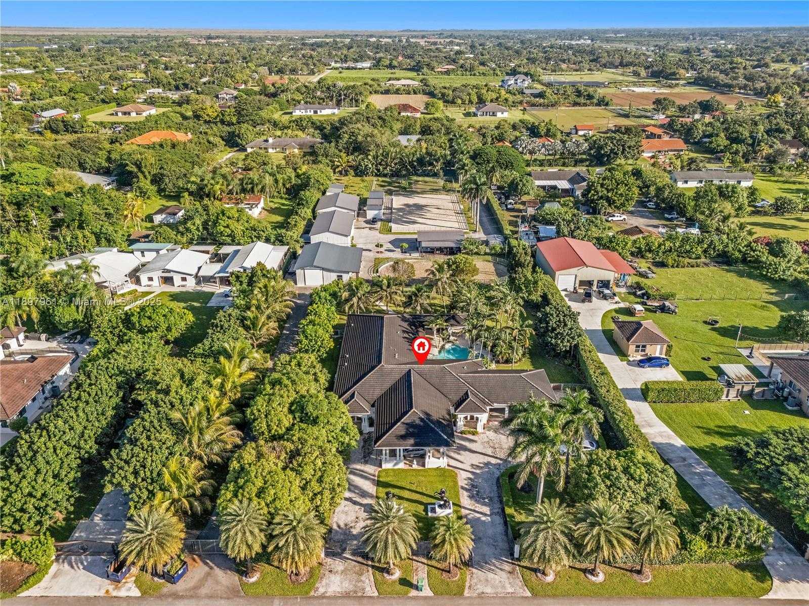 Small Image of 21331 SOUTH WEST 246TH ST, Homestead Number 29