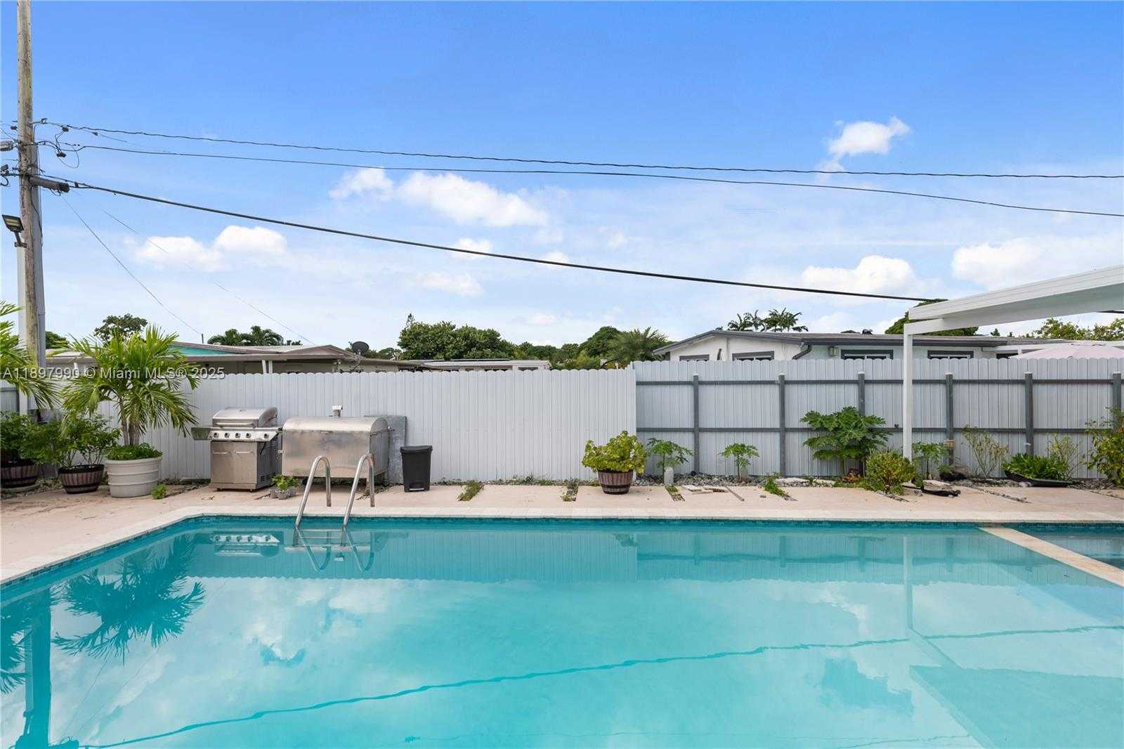 Small Image of 19602 NORTH WEST 37TH CT, Miami Gardens Number 19