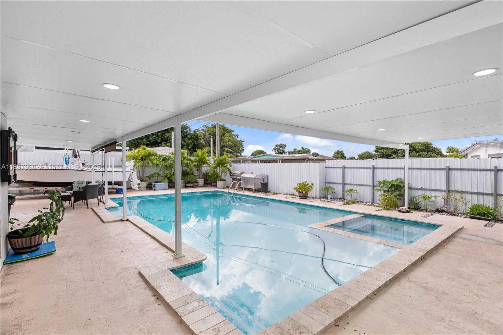 Small Image of 19602 NORTH WEST 37TH CT, Miami Gardens Number 22