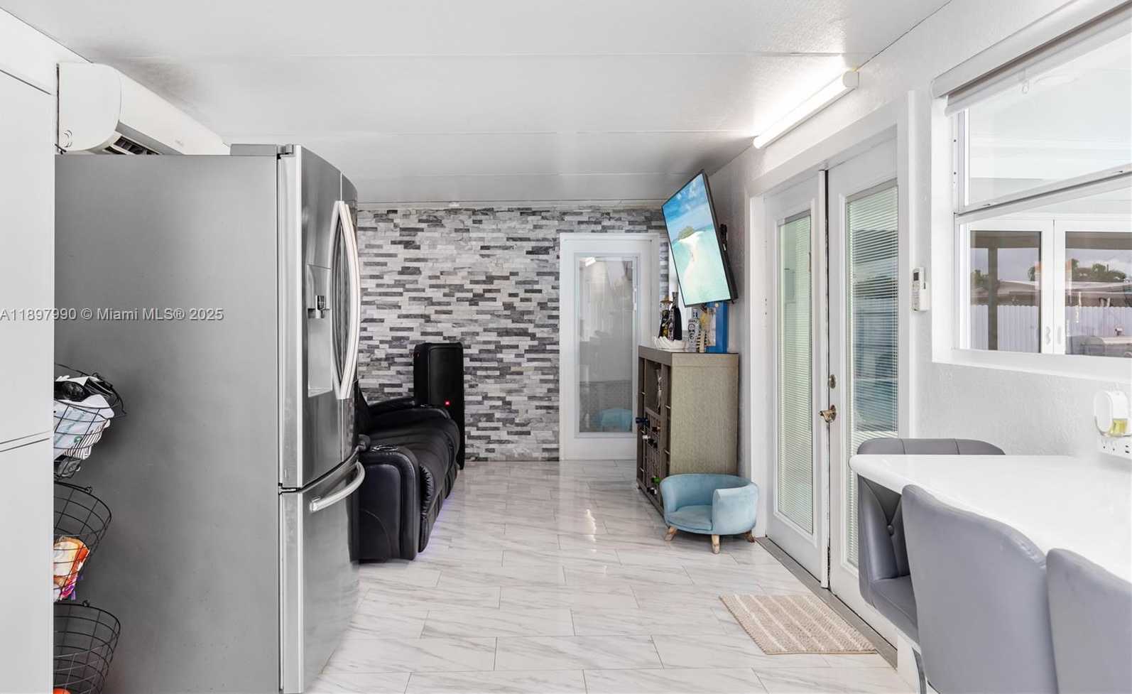 Small Image of 19602 NORTH WEST 37TH CT, Miami Gardens Number 26