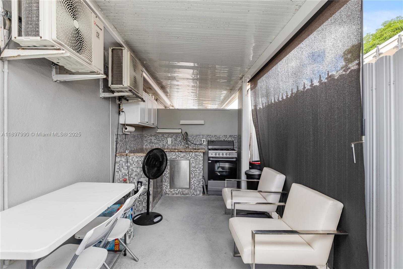 Small Image of 19602 NORTH WEST 37TH CT, Miami Gardens Number 41