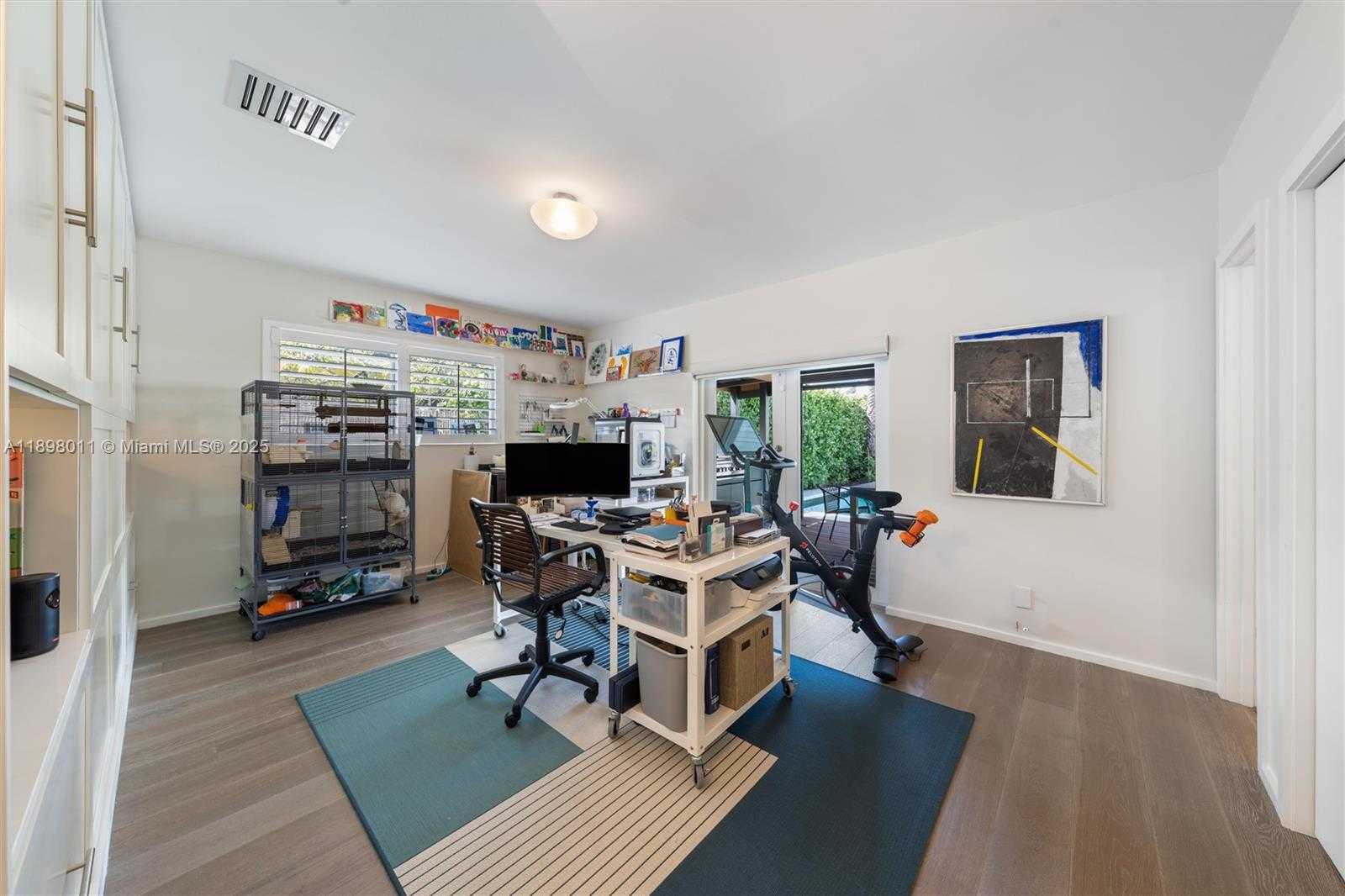 Small Image of 12944 BANYAN RD, North Miami Number 18