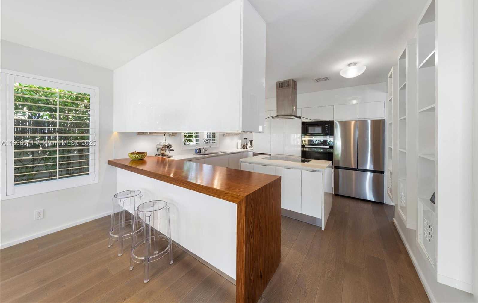 Small Image of 12944 BANYAN RD, North Miami Number 7